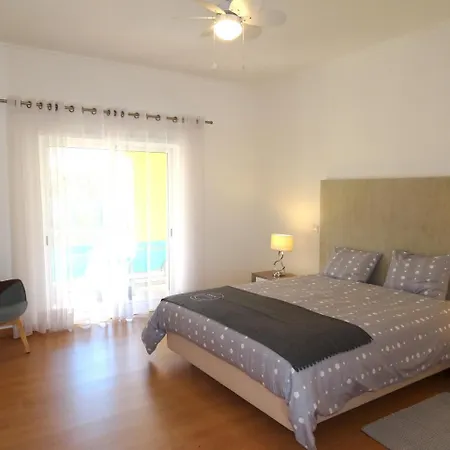 בית נופש Vitoria Garden By Check-in Portugal וילהמורה